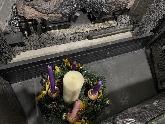 Wreath Fireplace Display Test