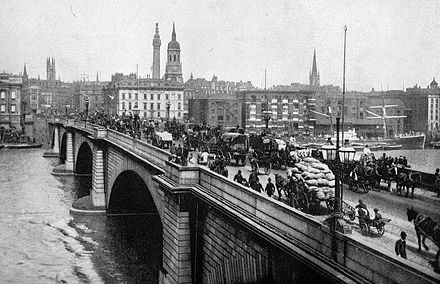 440px-Londonbridge1900