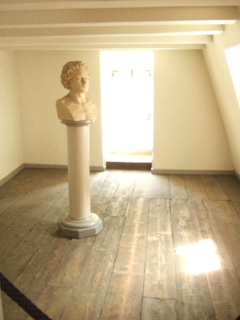 340px-Bonnbeethovenhaus1