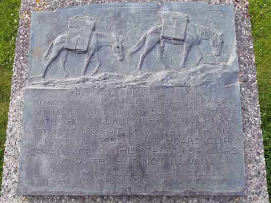 Skagway animal plaque