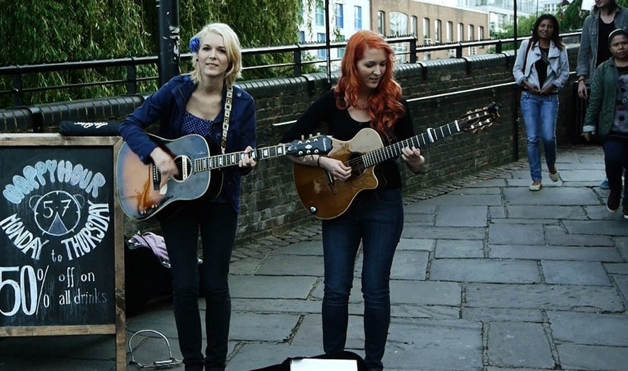 MonaLisa Twins Busking In Camden, London